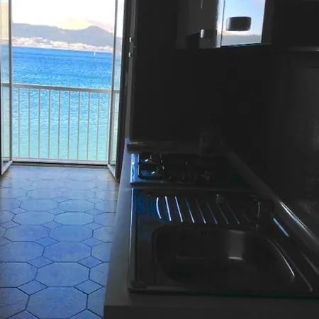 Castello Apartment